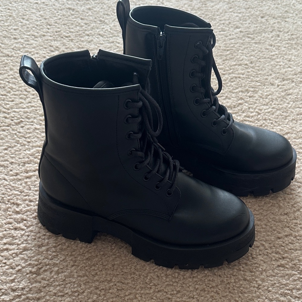 Steve Madden Rascal Black Combat Boots - Picture 3 of 7